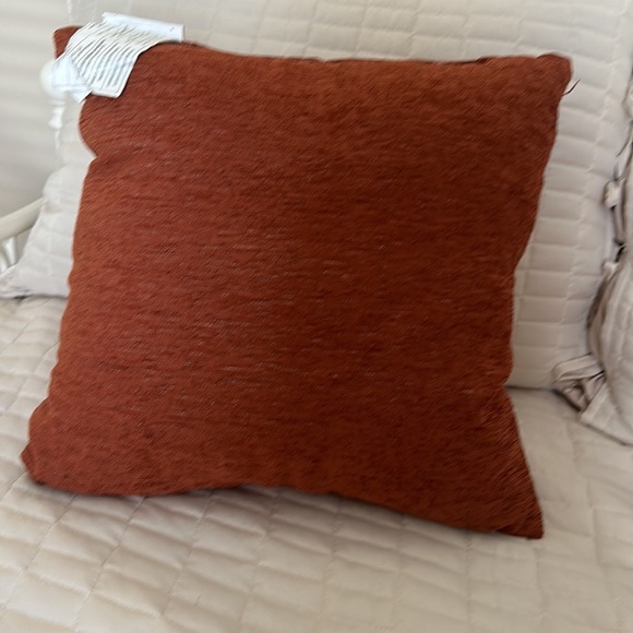 Pillows - Picture 3 of 5